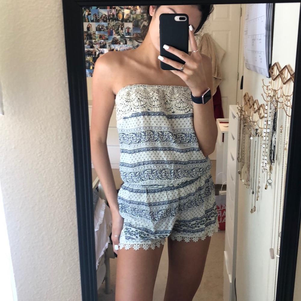 Blue and white patterned romper!